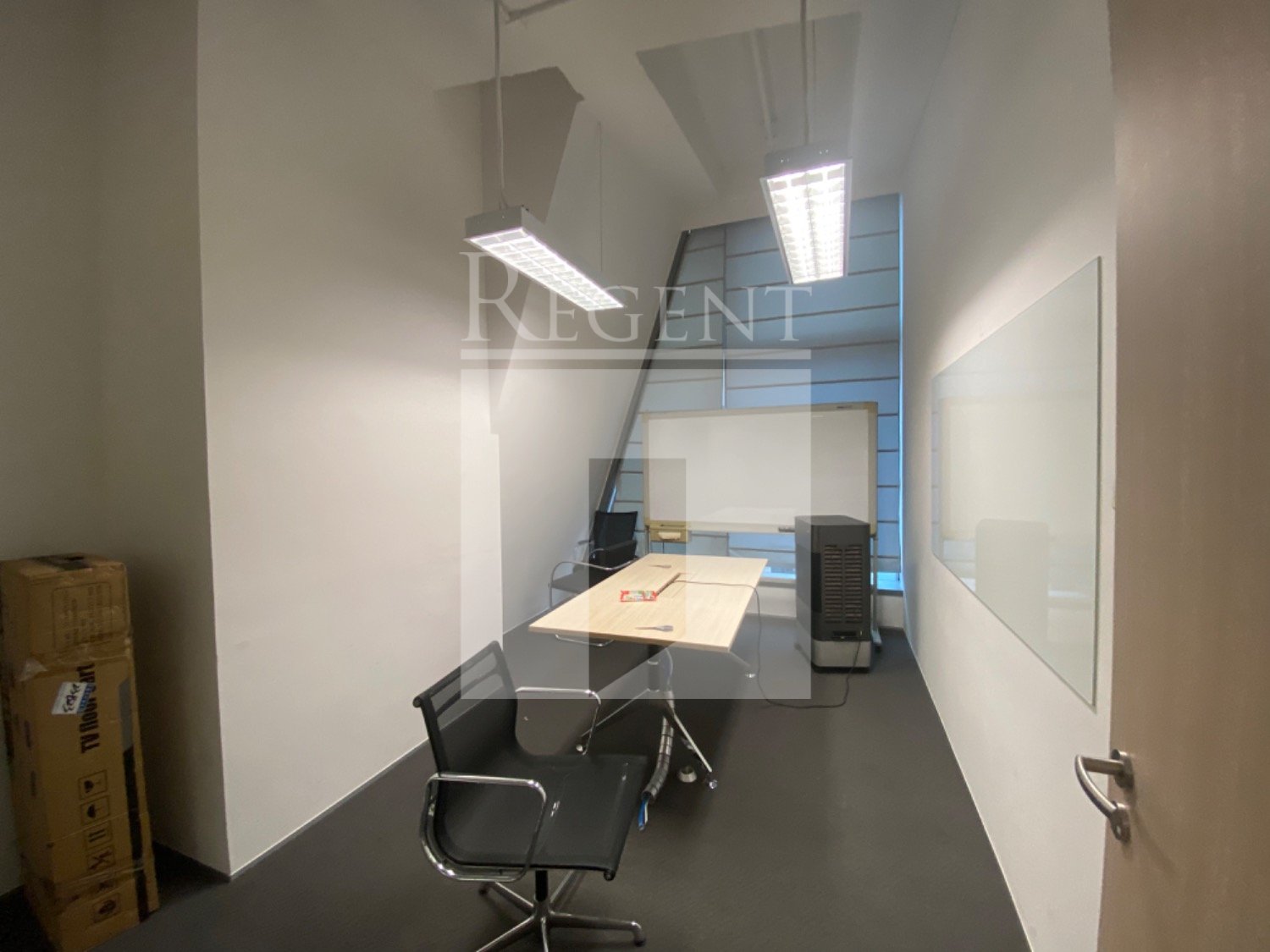 8 OBSERVATORY ROAD (天文台道8號)-C0719537